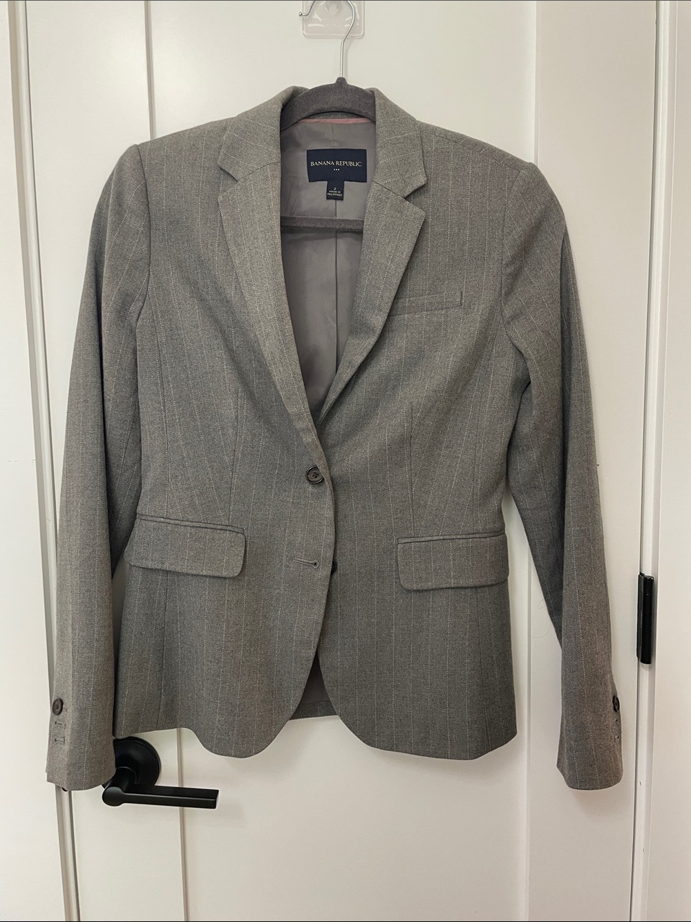 Banana Republic Gray Pinstripe Women's Blazer